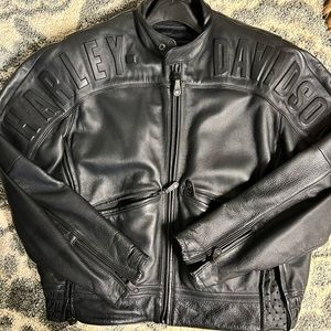 Men’s Harley Davidson riding jacket.